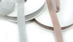 ΚΟΡΔΕΛΑ ΒΕΛΟΥΔΙΝΗ ΜΕ ΑΣΗΜΙ ΓΚΛΙΤΕΡ 2.5cm x 25Y 0501367