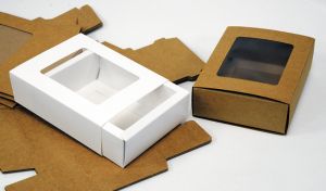 ΧΑΡΤΙΝΟ ΚΟΥΤΙ ΣΥΡΤΑΡΩΤΟ ΜΕ ΠΑΡΑΘΥΡΟ 17cm x 13cm x 5cm 0402155
