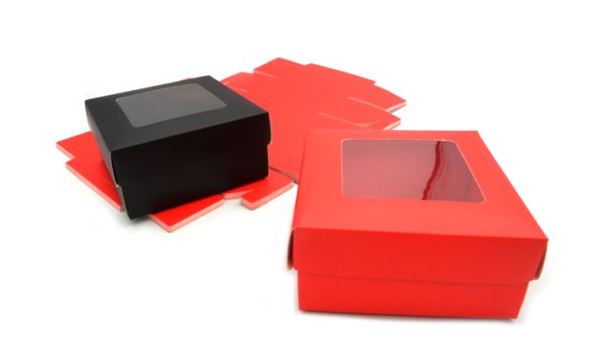 ΧΑΡΤΙΝΟ ΚΟΥΤΙ ME KAΠΑΚΙ ΠΑΡΑΘΥΡΟ ΖΕΛΑΤΙΝΑ 13cm x 13cm x 6cm 0402240/12 ΤΕΜΑΧΙΑ